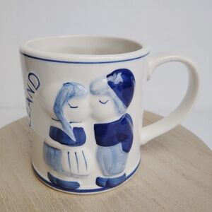 Delft Hand-Painted Holland 8 oz. Kissing Boy Girl White Blue Mug